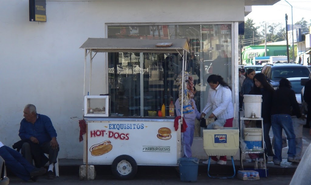 hot dog cart