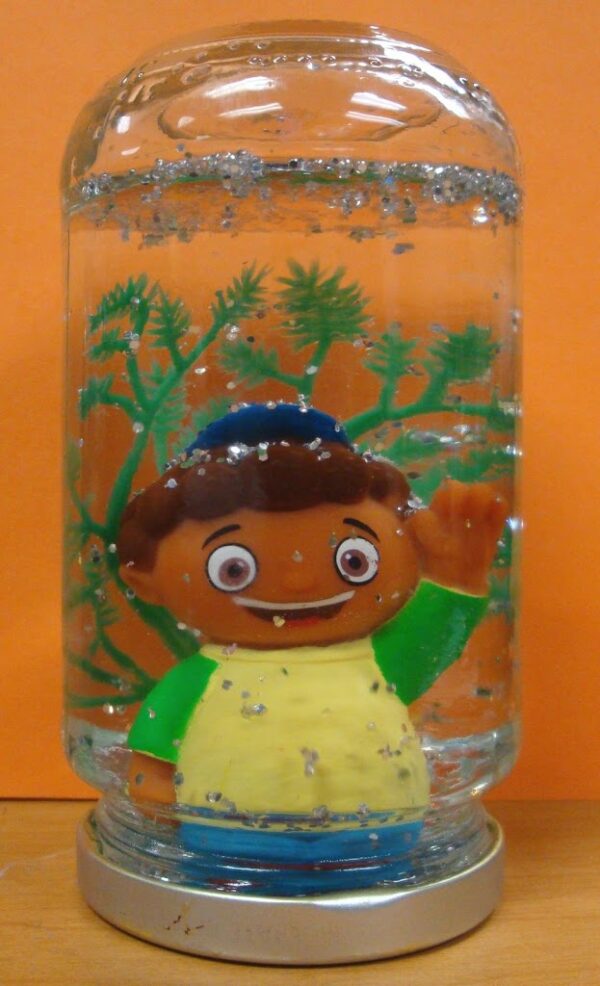 how-to-make-a-homemade-snow-globe
