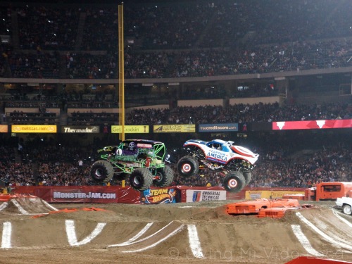 Grave Digger vs Captain America