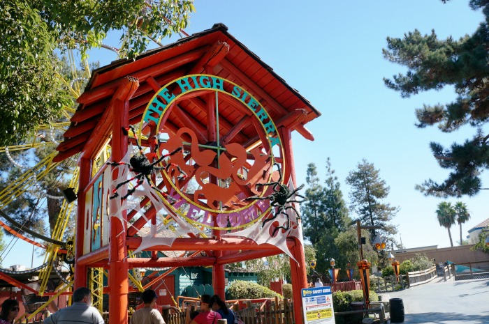 The High Sierra Halloween decorations