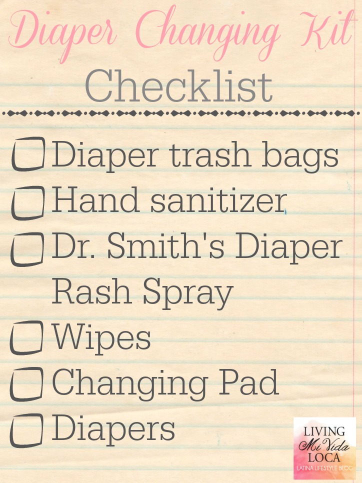 Diaper Changing Kit checklist // LivingMiVidaLoca.com