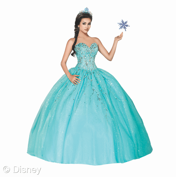 Elsa - Disney Roya Ball dress // livingmividaloca.com