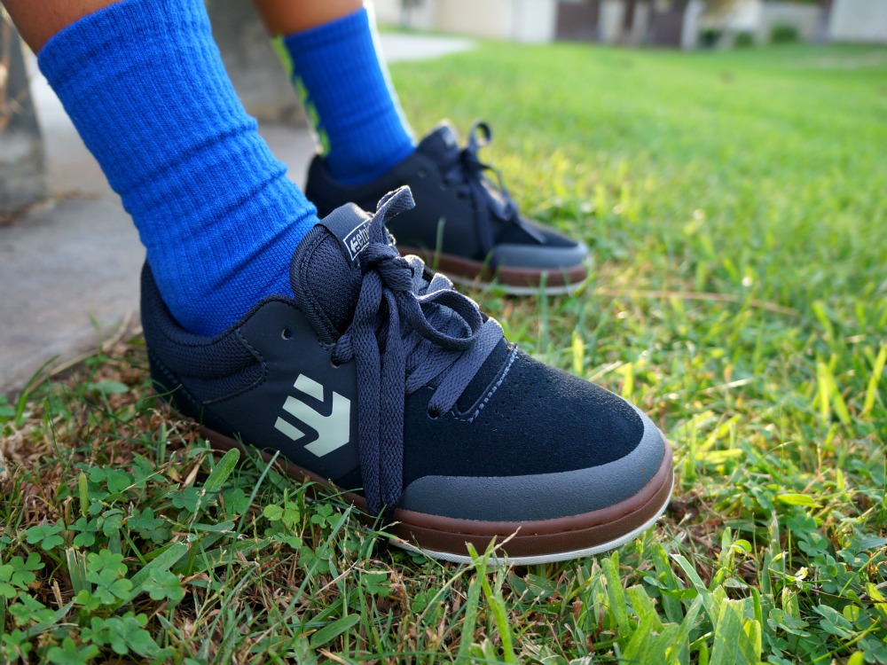 etnies kids shoes