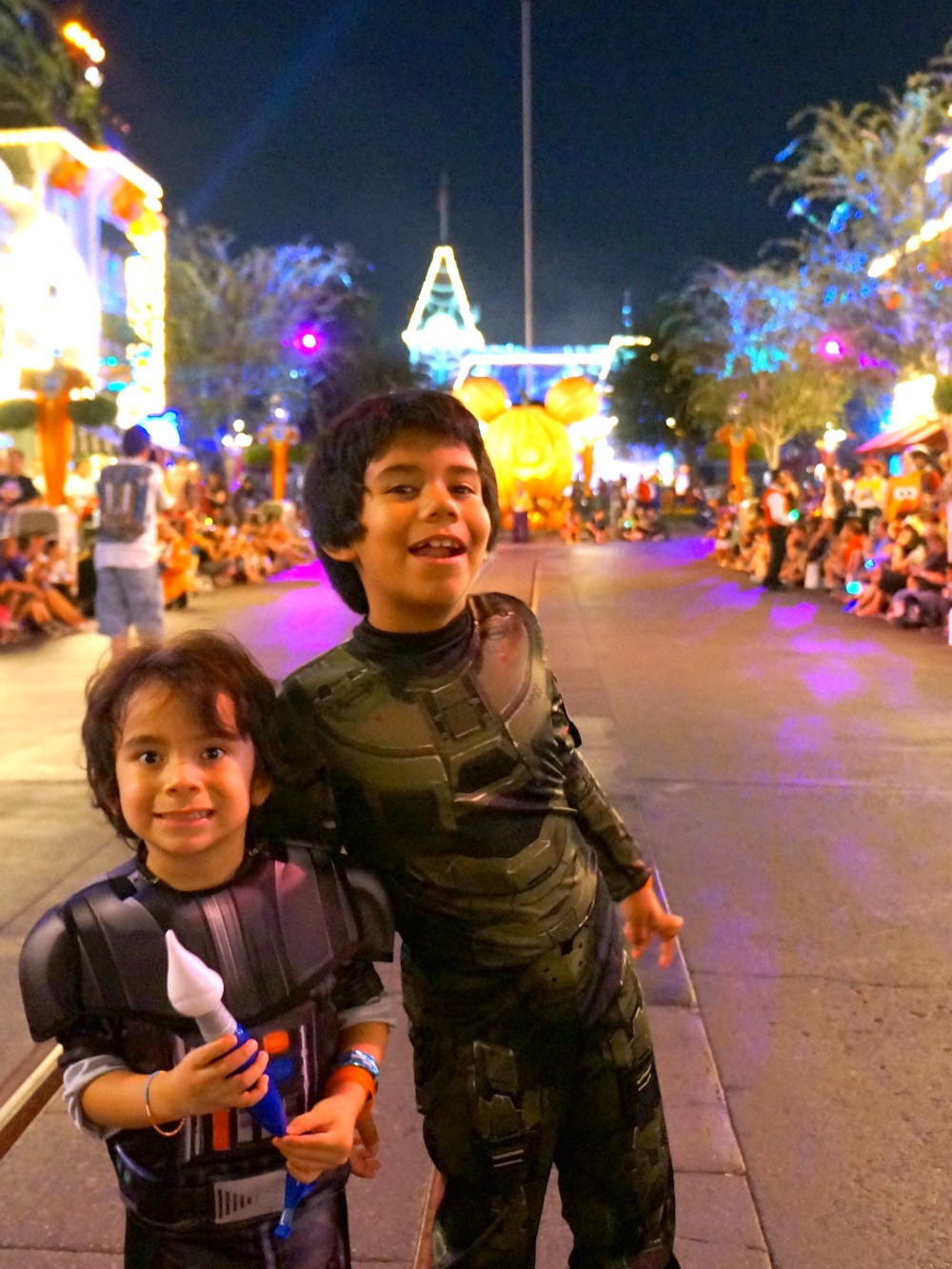 Latino Kids TV at Disneyland