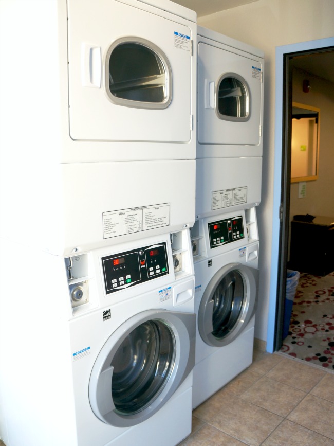 Laundry room at Holiday Inn