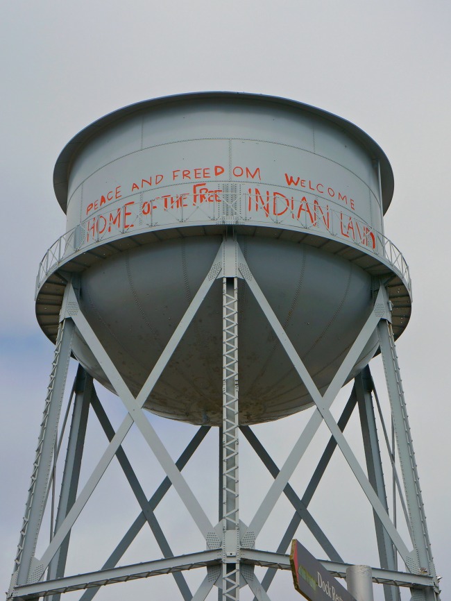 Alcatraz water tower // livingmividaloca.com