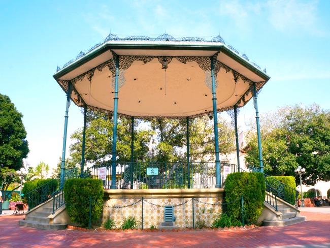 Placita Olvera Los Angeles - Living Mi Vida Loca (photo credit: Pattie Cordova)