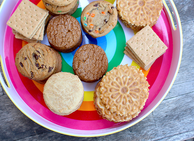 How to Make Homemade Ice Cream Sandwiches - livingmividaloca.com