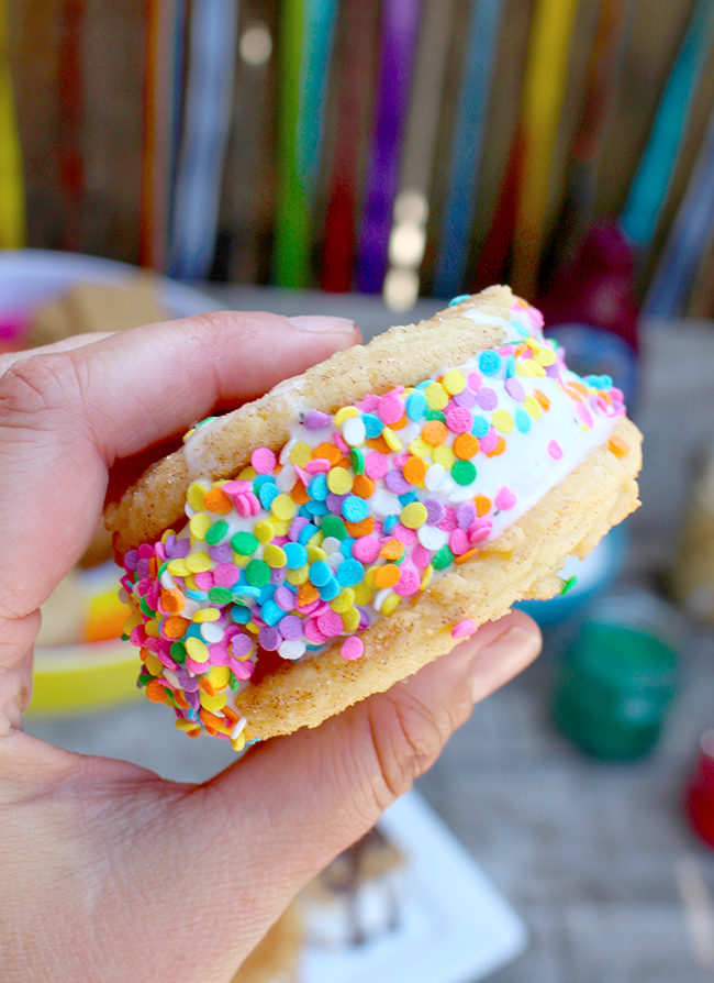 Rainbow Sprinkle Ice Cream Sandwich - livingmividaloca.com