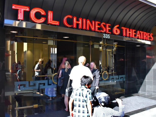 Walking into TCL Chinese Theatres : LivingMiVidaLoca.com #StayPeculiar