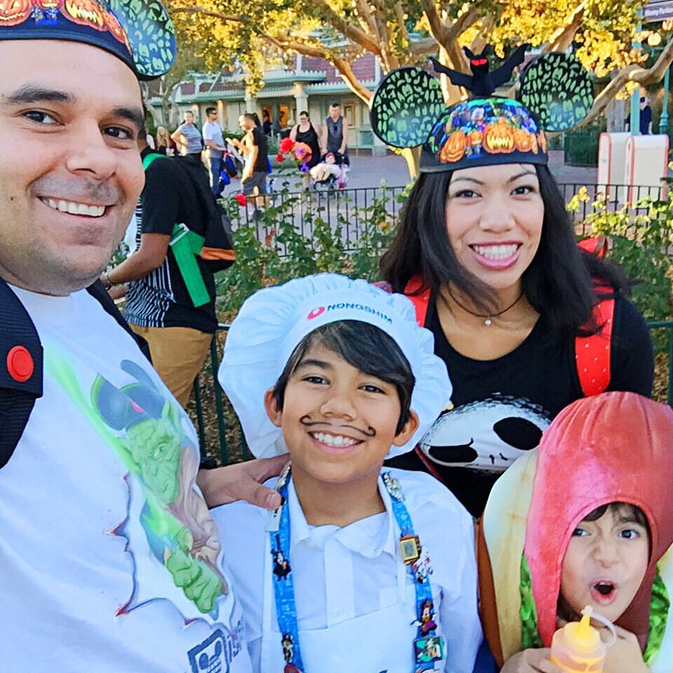 Pattie Cordova and family at Mickey's Halloween Party 2016 - LivingMiVidaLoca.com