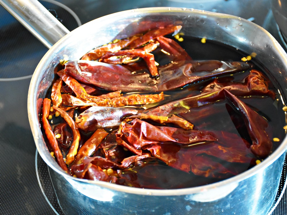 How to make chile sauce for traditional pozole rojo with chicken - LivingMiVidaLoca.com