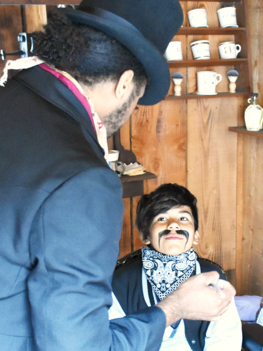 Getting a mustache at Knott's Berry Farm - livingmividaloca.com