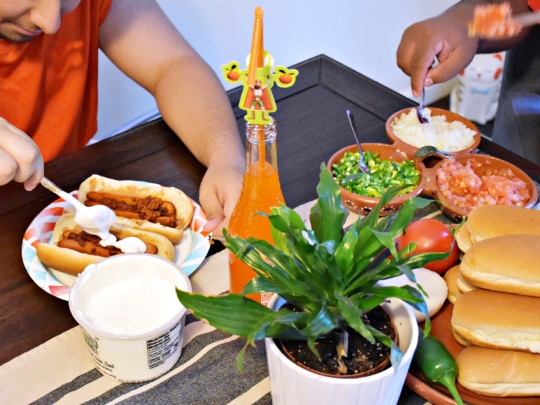 How to make spicy Mexican hot dogs at home