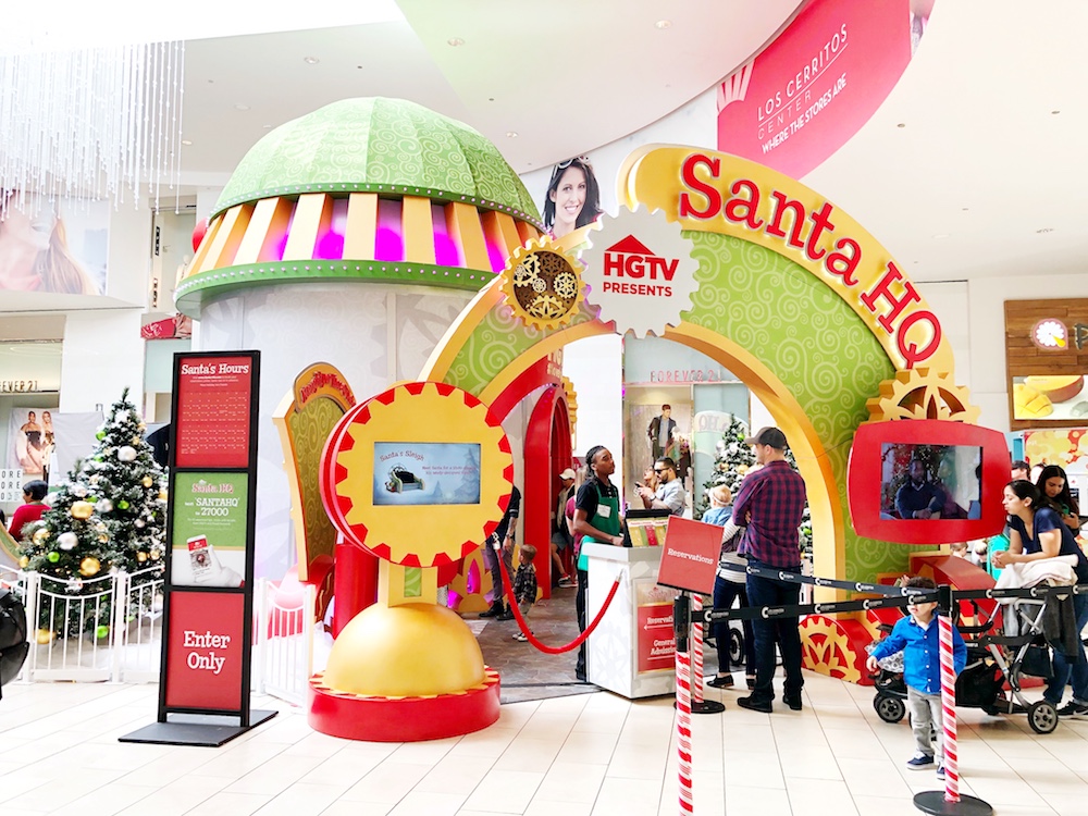 Susan's Disney Family: HGTV presents Santa HQ at the Deptford Mall! A must  do! #SantaHQ