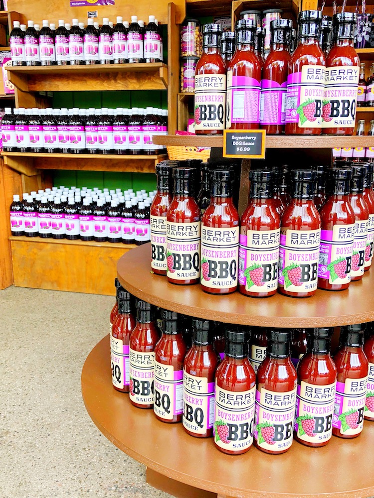 Buy boysenberry BBQ sauce at Knott's - LivingMiVidaLoca.com