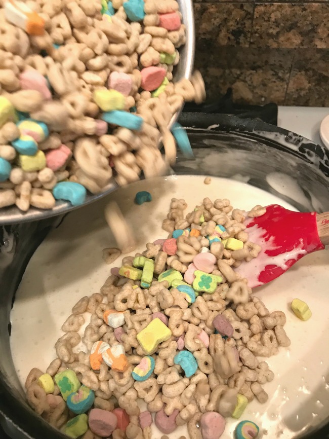 A twist on an old favorite – Lucky Charms Treats!!! - Orange County ...