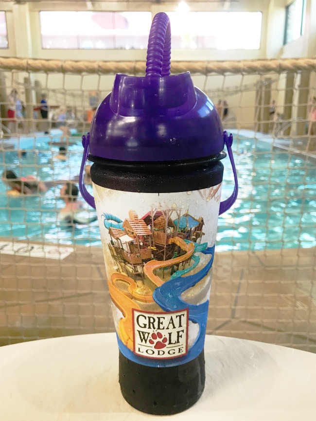Great Wolf Lodge deals and penny pinching ideas to use when visiting the water park resort. - livingmividaloca.com - #LivingMiVidaLoca #GreatWolfLodge #WaterPark