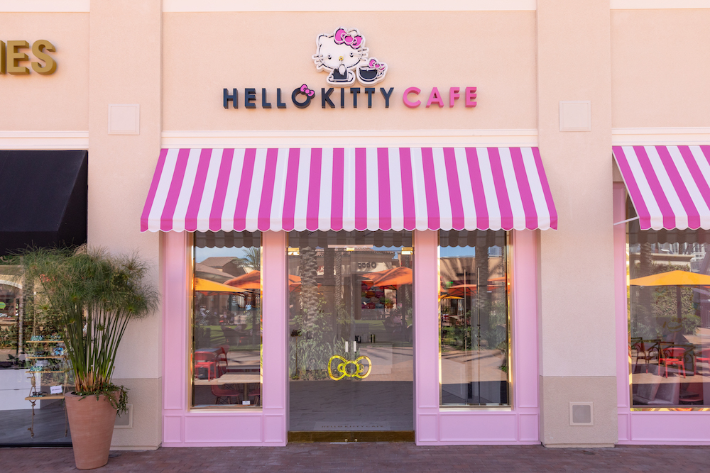 Hello Kitty Cafe opens in Irvine California