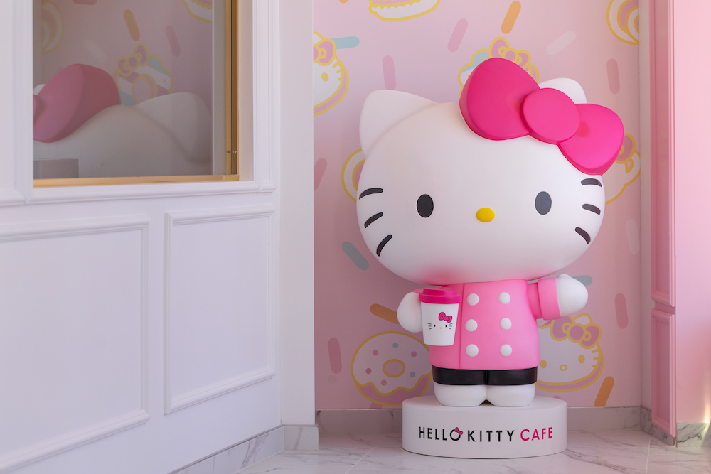 Hello Kitty Cafe at Irvine Spectrum | LivingMiVidaLoca.com | #HelloKitty #HelloKittyCafe #HelloKittyGrandCafe #HelloKittyPopUp #IrvineSpectrum #HKCafe #HelloKittyIrvineSpectrum