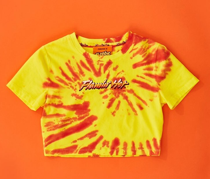 Forever 21 x Cheetos limited edition collection includes Cheetos Crunchy and Cheetos Flamin’ Hot printed swimsuits, sweatshirts, t-shirts, dresses and much more. - livingmividaloca.com - #LivingMiVidaLoca #Forever21 #Cheetos