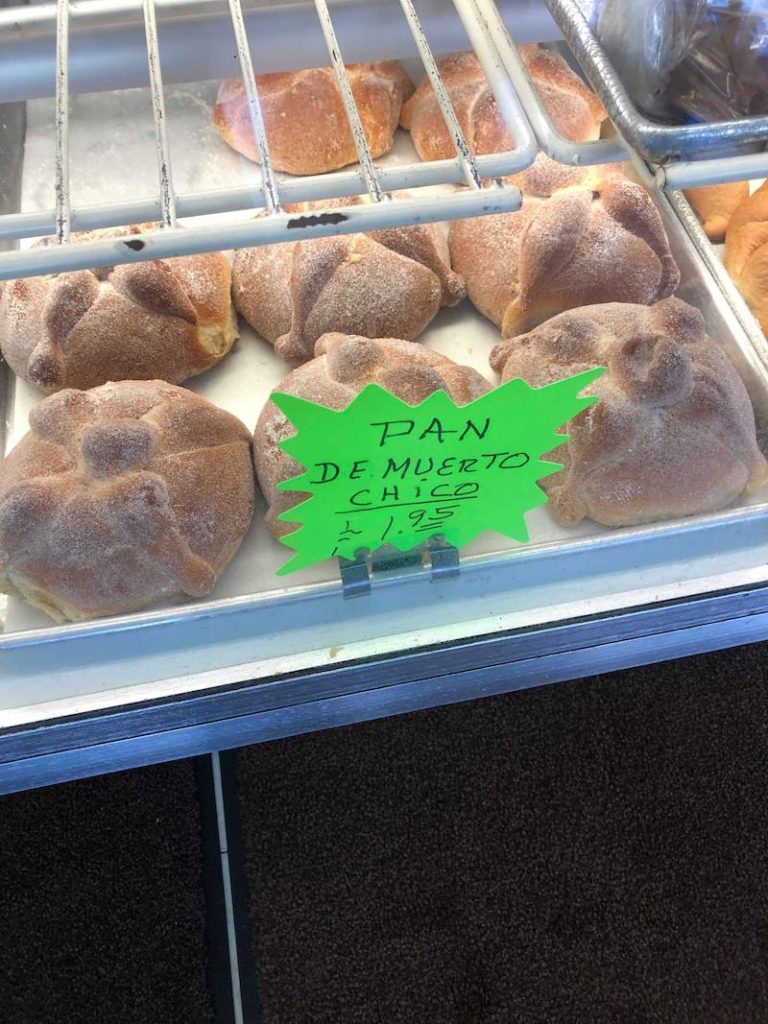 Day of the Dead bread at The Mill Bakery in Santa Ana - LivingMiVidaLoca.com - #LivingMiVidaLoca #DayoftheDead #DiadelosMuertos #Portos