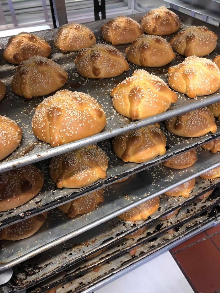 Day of the Dead bread at Tlaxcala Bakery in Santa Ana - LivingMiVidaLoca.com - #LivingMiVidaLoca #DayoftheDead #DiadelosMuertos #Portos