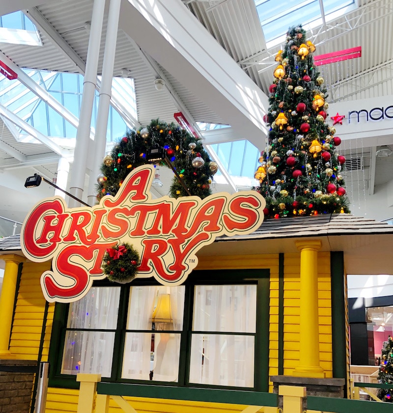 Asombro De trato fácil rima A Christmas Story" arrives at MainPlace Mall - Living Mi Vida Loca