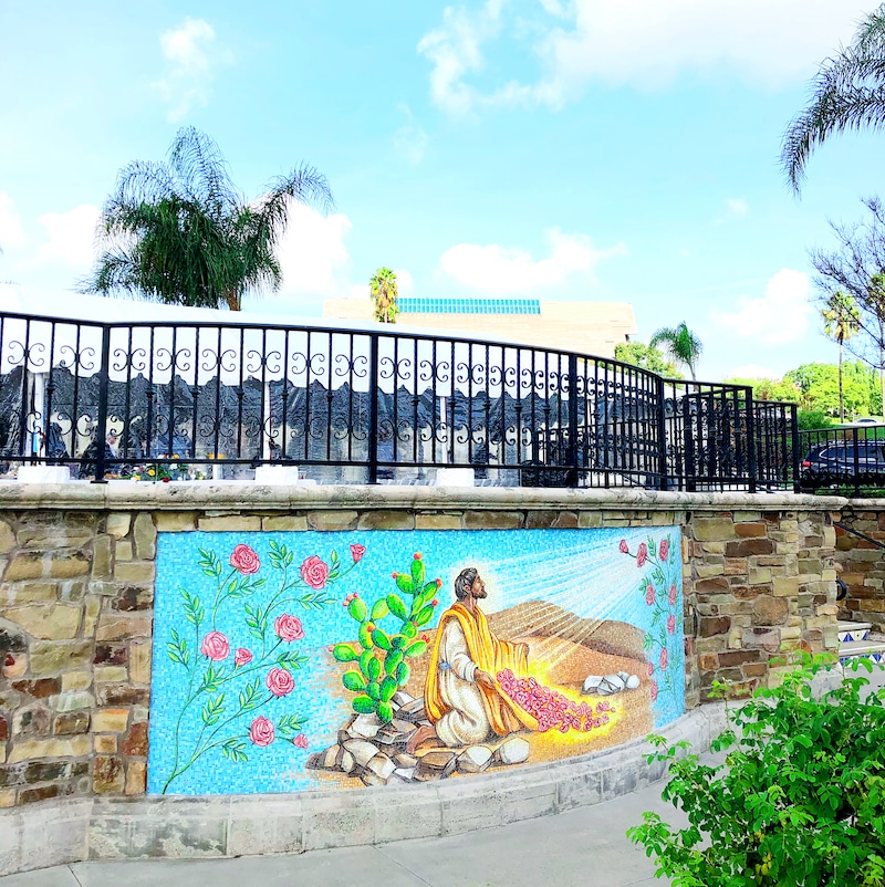 Our Lady of Guadalupe Mausoleum at Rose Hills - livingmividaloca.com