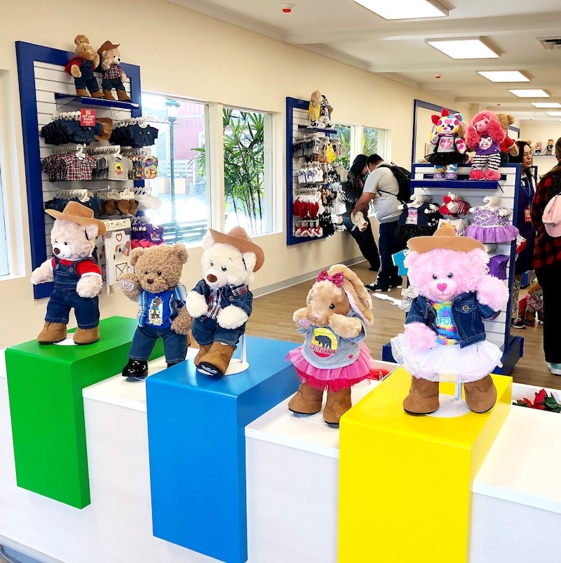 Build-a-Bear Workshop at Knott's Berry Farm - livingmividaloca.com