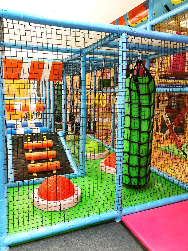Indoor playground Candeeland Kids at MainPlace Mall - livingmividaloca.com - #LivingMiVidaLoca #MainPlaceMall #SantaAna