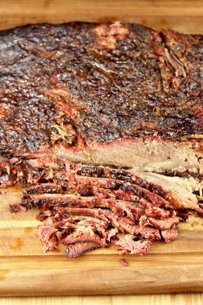 Smoked brisket recipe - livingmividaloca.com