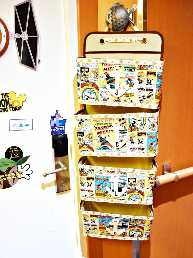 Fish extenders and door magnets on a Disney Cruise to Castaway Cay - livingmividaloca.com