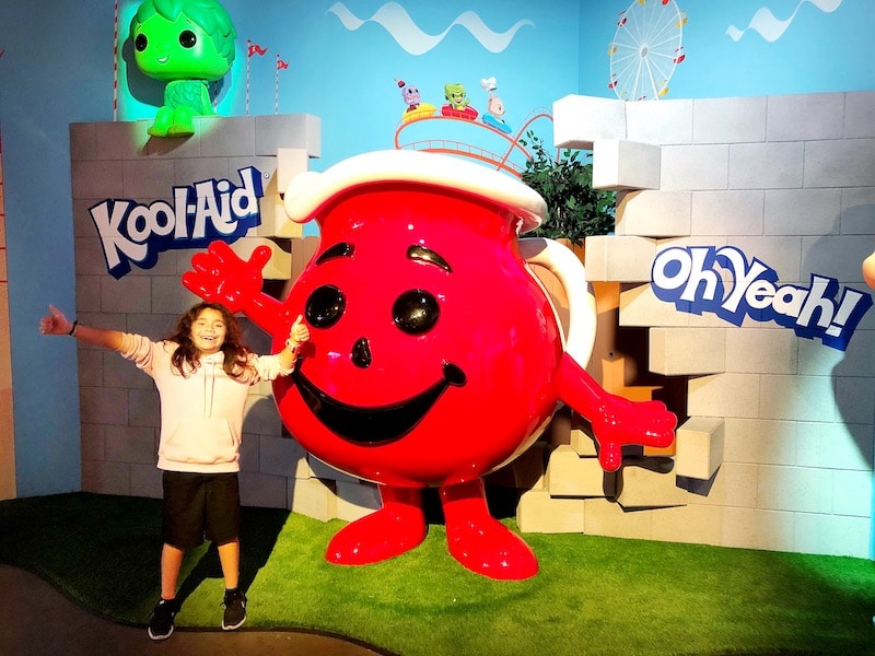 Kool-Aid man at Funko Hollywood store - livingmividaloca.com