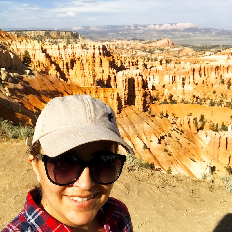 Visiting Bryce Canyon Amphitheater on a Zion road trip. - livingmividaloca.com