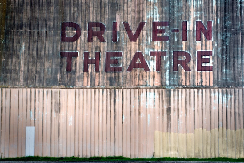 Drive-In Movies in Orange County for Summer 2020 - livingmividaloca.com