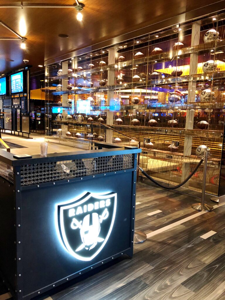 raiders locker room store