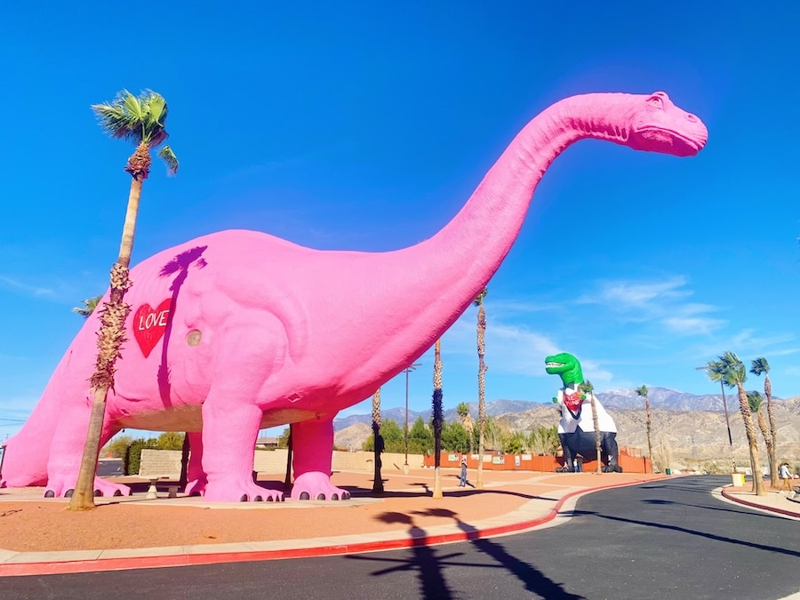 Cabazon Dinosaurs for Valentine's Day